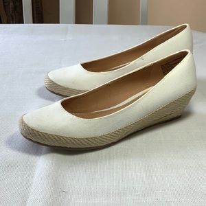 American Eagle Espadrilles NEW size 9